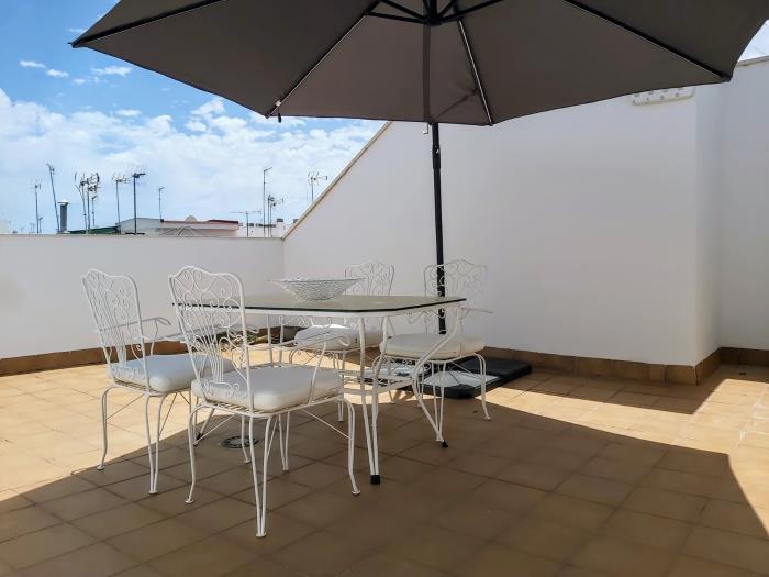 Misterhost Procurador Triana III - 2 dormitorios Terraza - Imagen 4