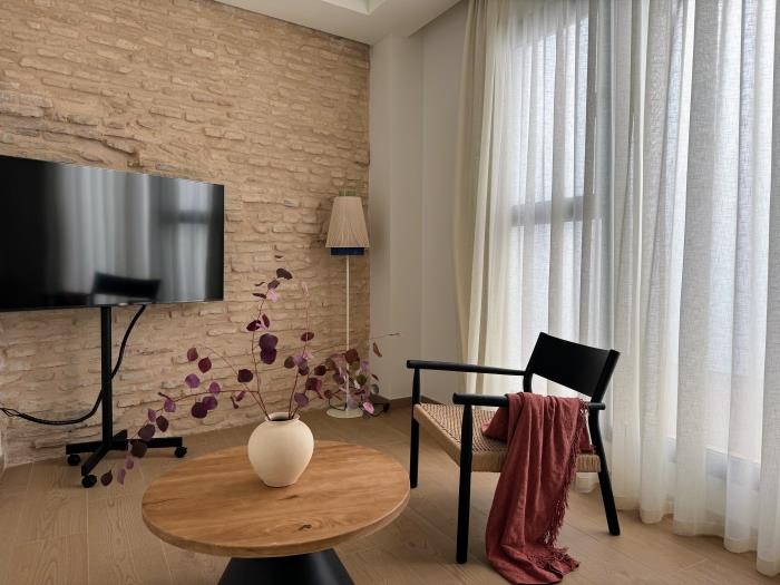 Redes Royale Apartments ·1B Duplex· by Misterhost - Imagen 1