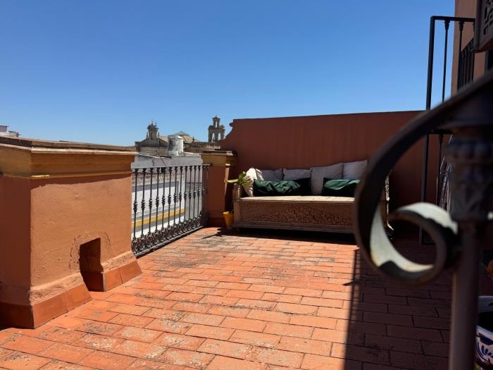 Ático Dúplex con Espectacular Terraza Privada - Imagen 5
