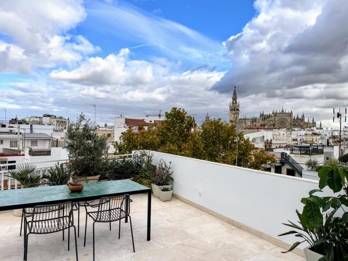 Misterhost Luxury Arenal con vistas a la Catedral - Imagen 1